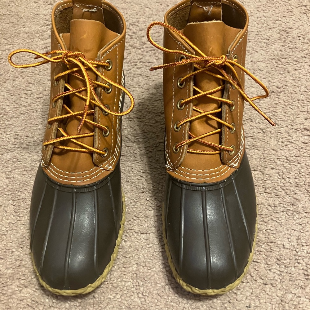 Brand New!!! L.L. Bean 6” Bean Boots.